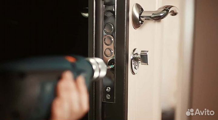 Аварийное вскрытие замков / авто