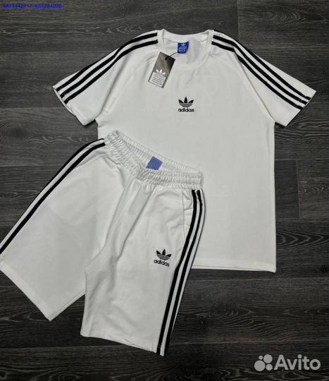 Спортивный костюм шорты и футболка Adidas