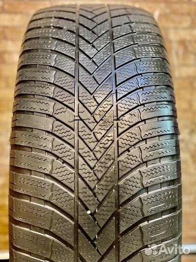 Bridgestone Blizzak LM-005 255/55 R20 110V