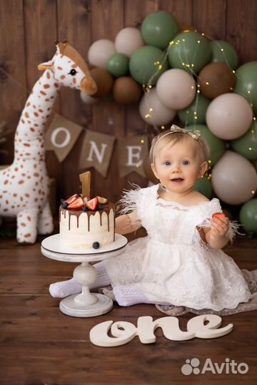 Фотосессия на 1 (2) годик с крушением тортика