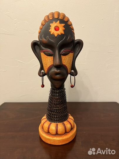 Статуэтка Африканка
