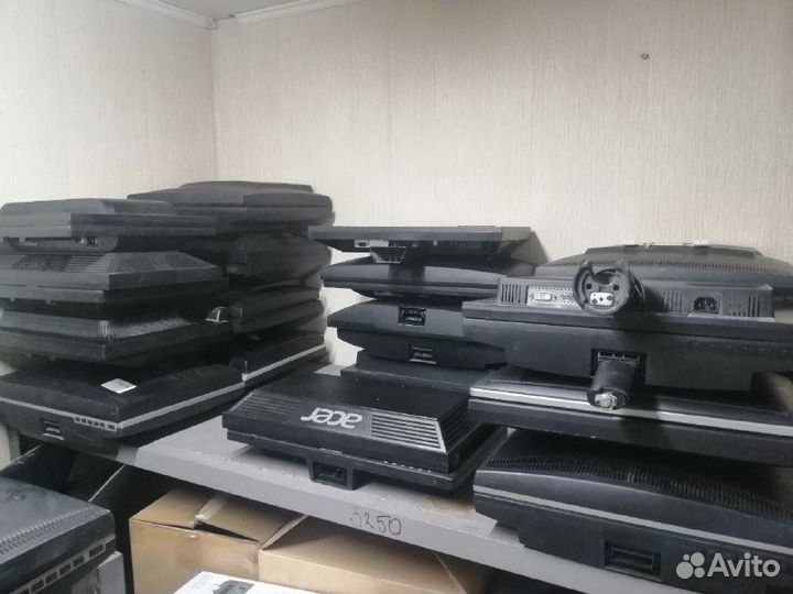 Мониторы 15,19,20 дюймов (без ножек)