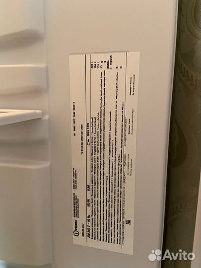 Холодильник indesit