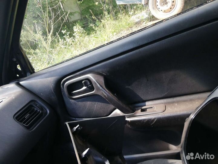 Двери, Ниссан Примера р11