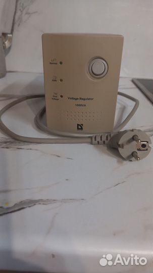 Стабилизатор напряжения defender 1000 VA