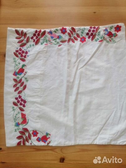 Старинная наволочка с вышивкой на думку. Птички