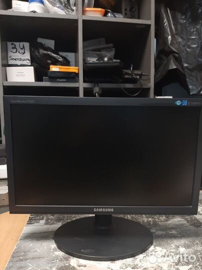 Мониторы Samsung 923NW и E1920N