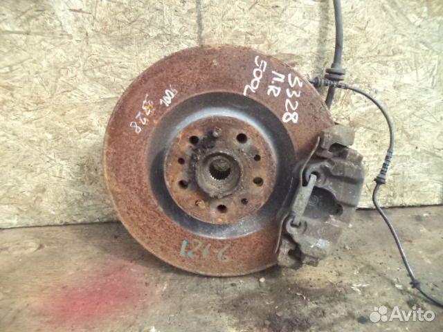 Кулак поворотный правый Fiat 500L 500L 2012 - наст