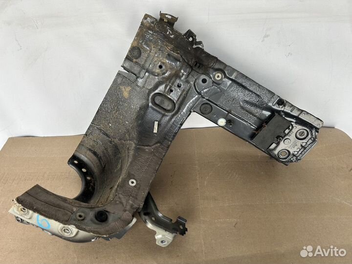 Лонжерон правый BMW 1 Series F40