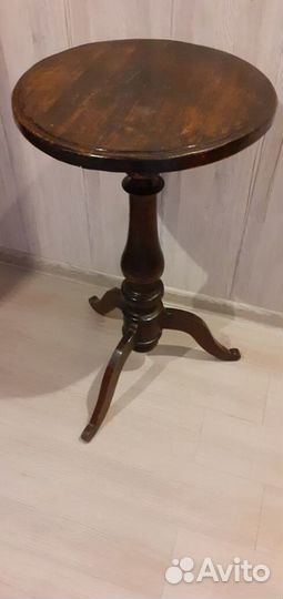Стол деревянный круглый