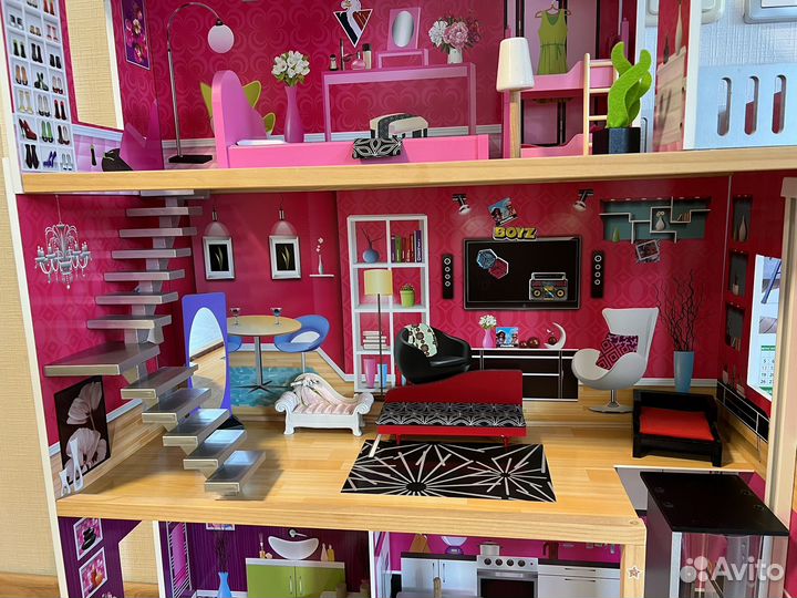 Домик кукольный с аксессуарами