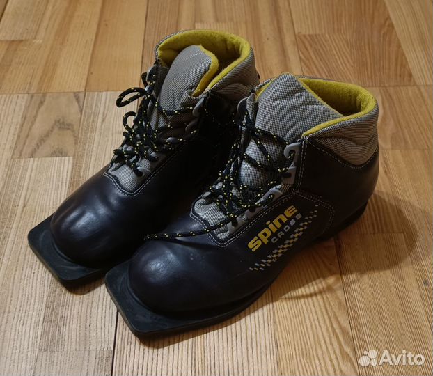 Ботинки лыжные 75мм 37 размер