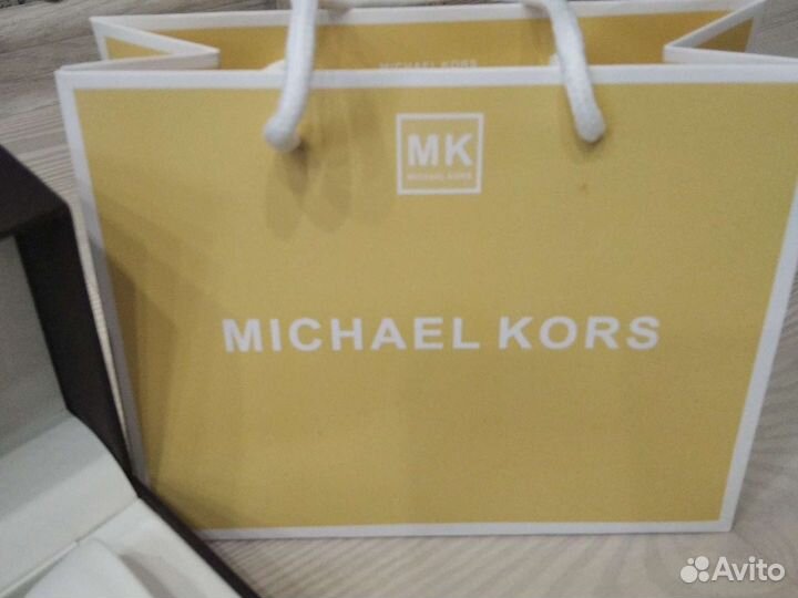 Набор женский часы