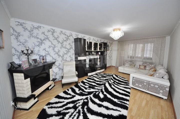 2-к. квартира, 70,2 м², 1/6 эт.