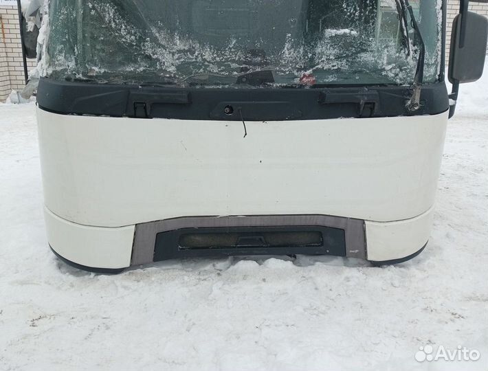 Капот 2016 год. Renault T