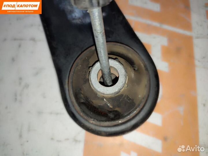 Рычаг передний правый нижний Mitsubishi Outlander