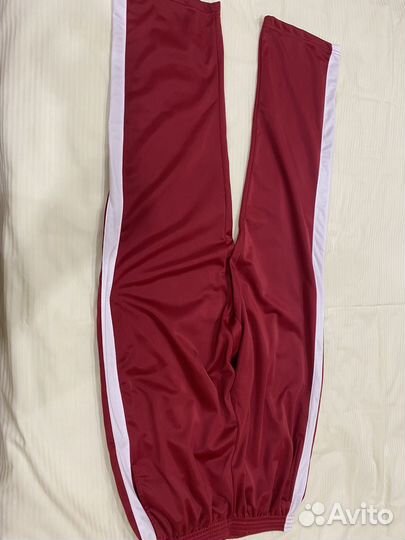 Спортивный костюм женский