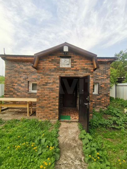 Дом 20 м² на участке 5 сот.