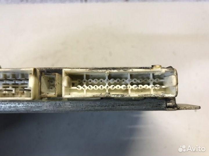 Блок управления пневмоподвеской Mercedes-Benz