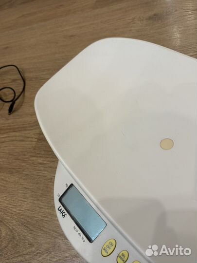 Весы для новорожденных laica