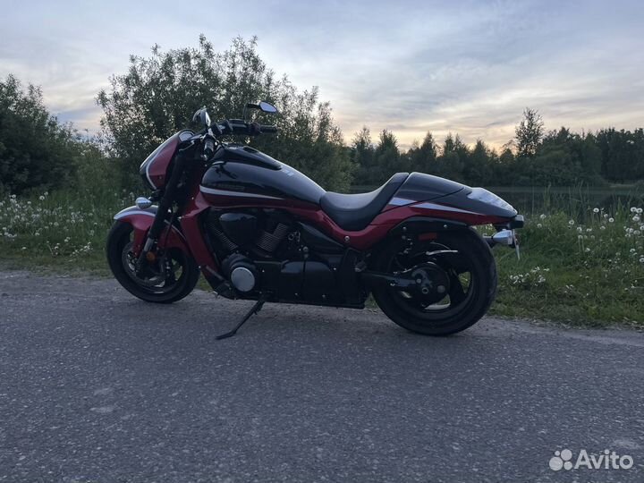 Suzuki Boulevard M109R