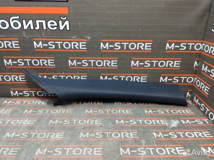 Обшивка стойки передняя правая Bmw X5 E53 M54B30