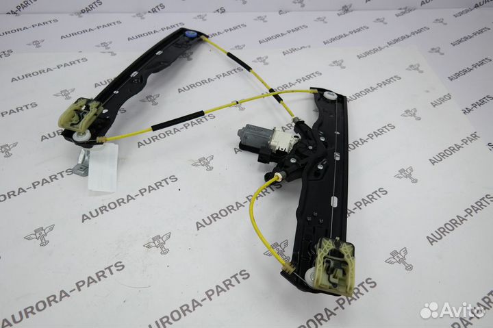 Стеклоподъемник Range Rover Velar L560 2017