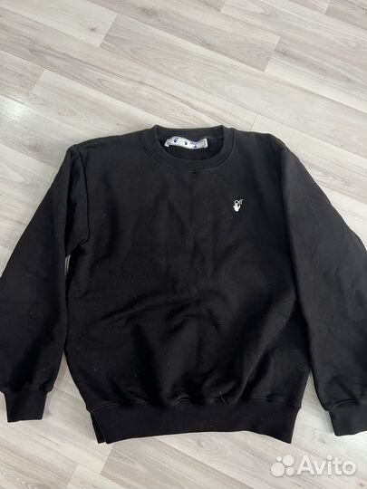 Свитшот off white