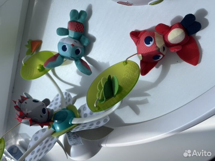 Мобиль на кроватку tiny love