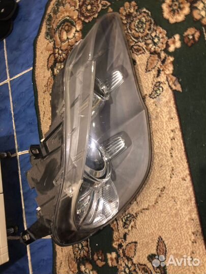 Фара ксеноновая Bmw X5 63117240788 E70 правая