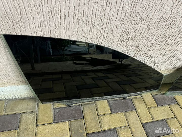 Двойное стекло на camry правое