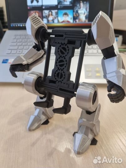 Подставка для телефона с беспроводной зарядкой