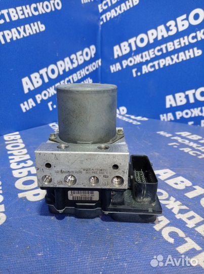 Блок abs Bmw E60 седан N52B25 2005