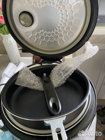 Мультиварка/мультикухня /пароварка Redmond