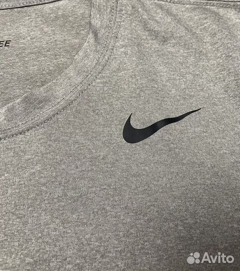 Футболка nike tee dri fit