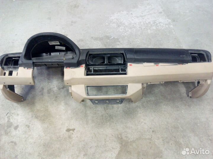 Панель (торпеда) бмв X5