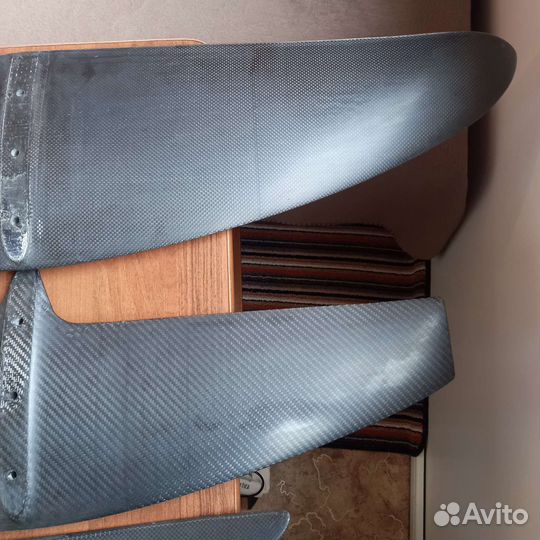 Гидрофойл к-т два крыла 2100 /1300 см2, две мачты