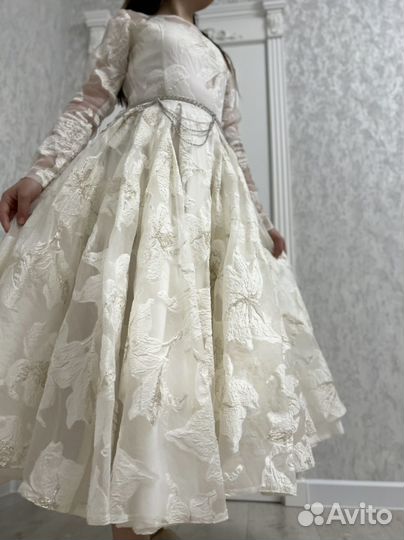 Нарядное платье