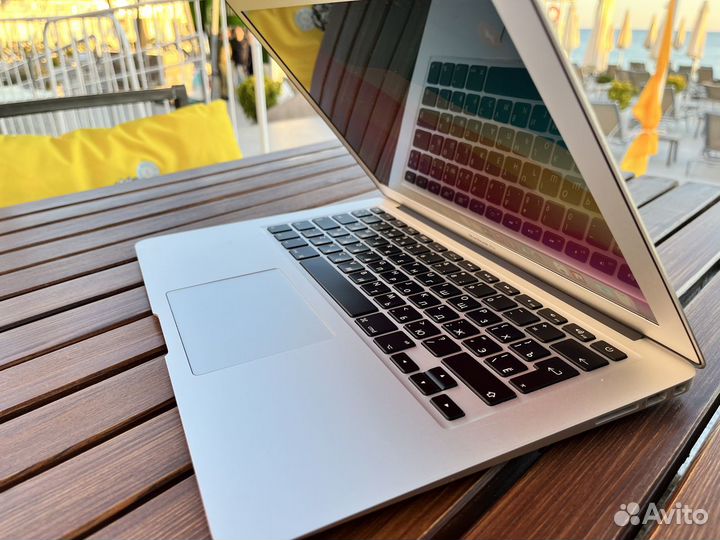 Apple MacBook Air 2017 для фрилансеров