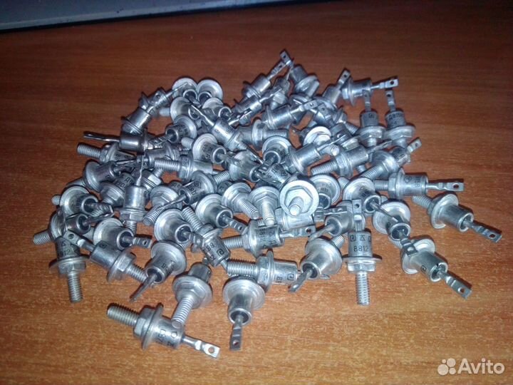 Диод Д215,Д245Б,кд202,В25-2,стабилит Д815,816,817