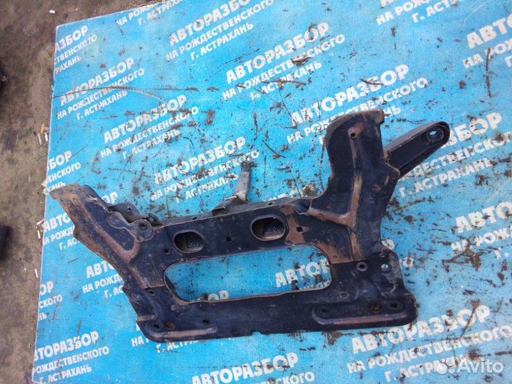 Передний подрамник. Peugeot Partner