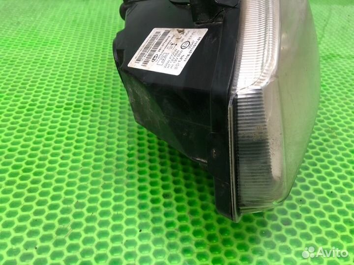 Фара передняя левая LADA Kalina универсал 11183