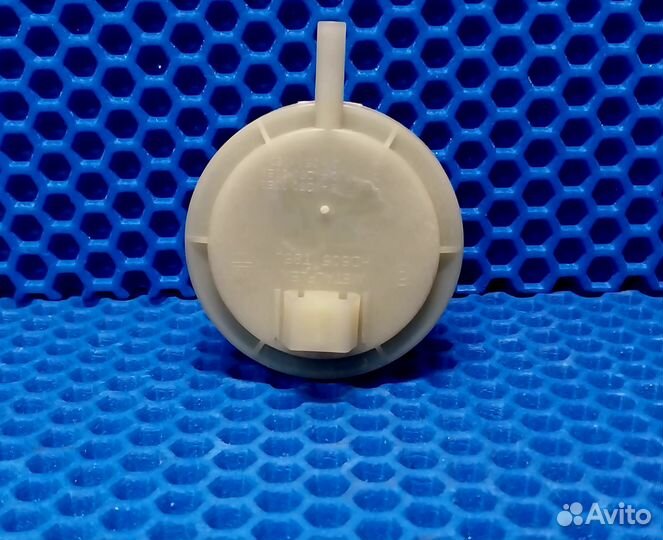 Датчик уровня воды (прессостат)стиральной машины