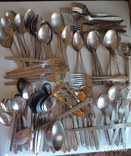 Столовые приборы 150 шт. одним лотом