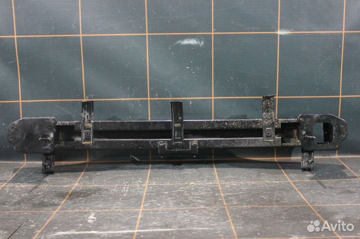 Усилитель бампера переднего - Volkswagen Tiguan