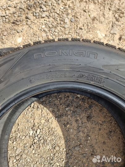 Nokian Tyres Hakkapeliitta R2 SUV 225/65 R17
