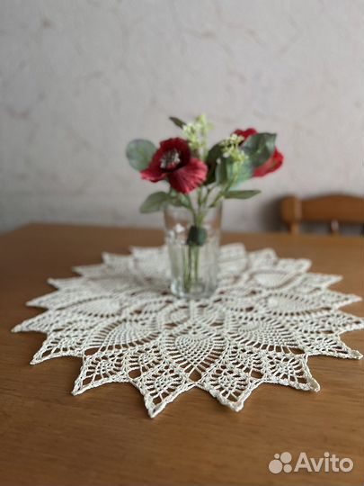 Салфетка вязанная