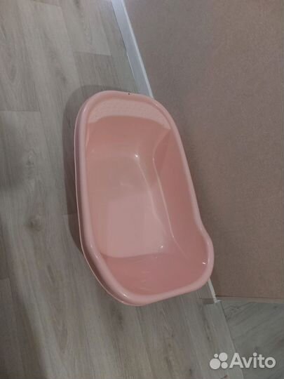 Ванночка для купания новорожденного