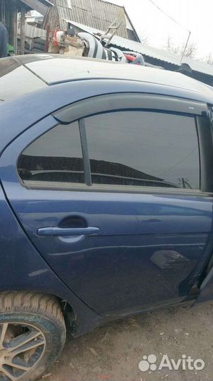 Митсубиси Ланцер 10 дверь задняя правая