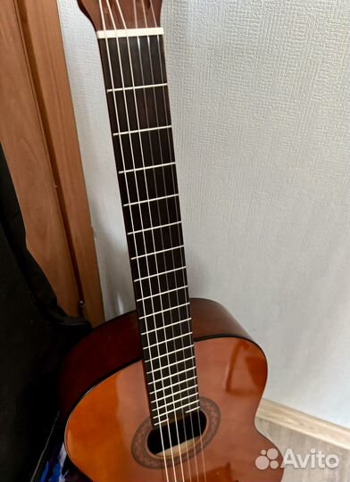 Гитара yamaha c40 оригинал с комплектом